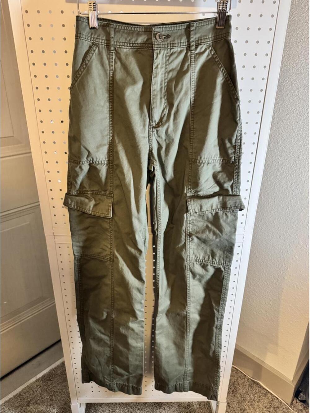 Abercrombie & Fitch Olive Cargo Pants | Y2K Utility Pants | Size 26 / 2